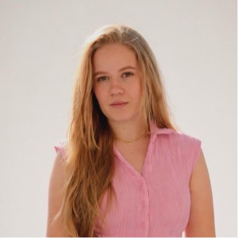 Eloá Cirino — Brazil